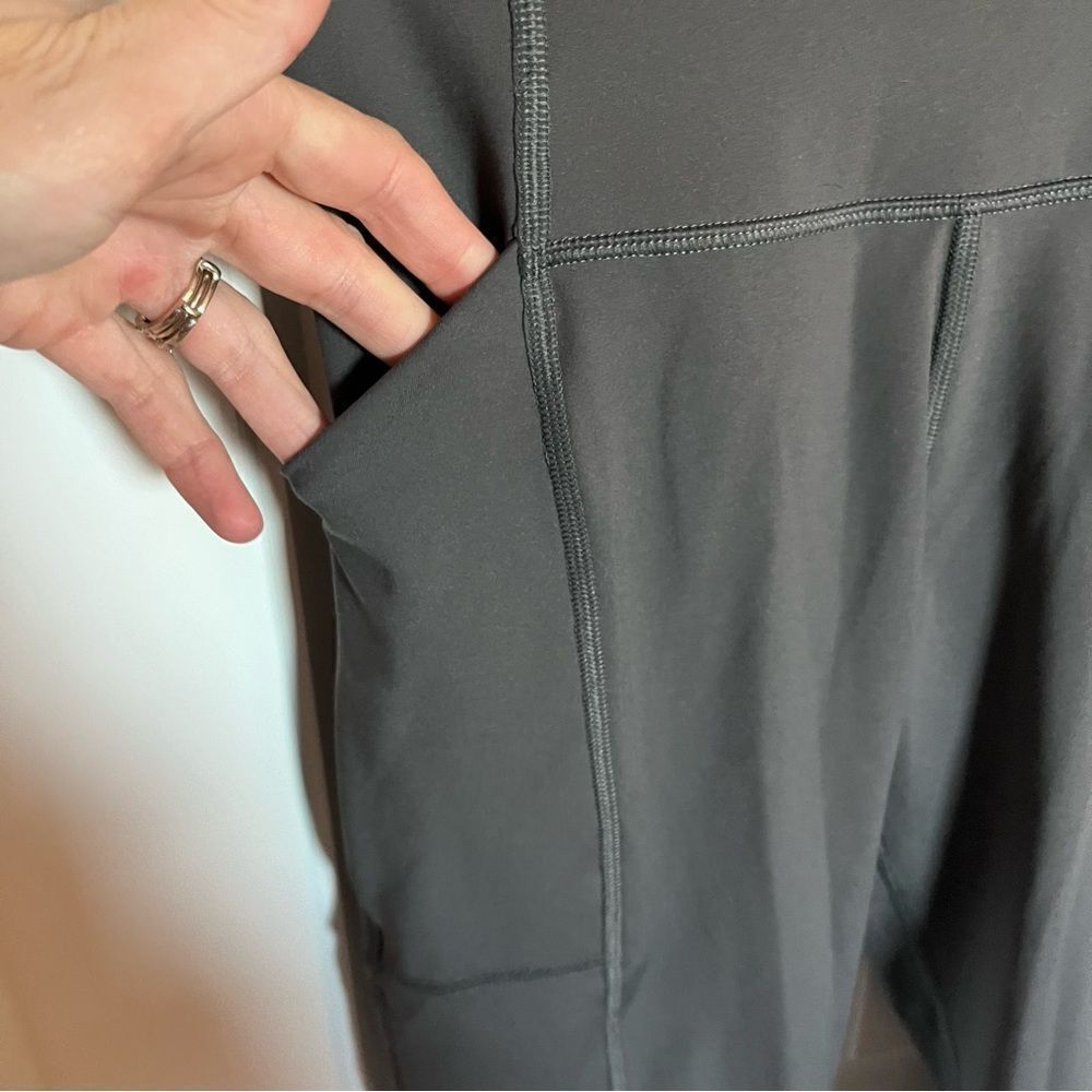 Girlfriend Collective Dark Gray Leggings - Picture 5 of 6